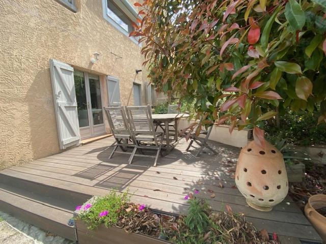 Joli Rez-De-Villa 80 M2 Proche Mer Carqueiranne Exterior foto